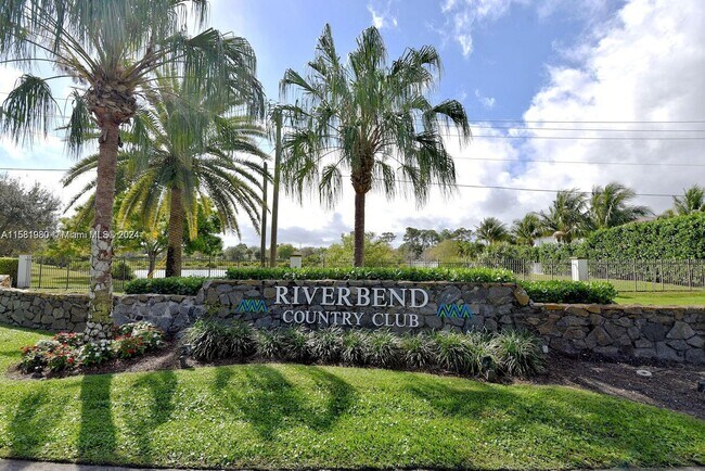 Photo - 18459 SE Wood Haven Ln Unit J