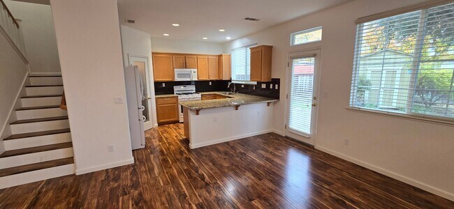Photo - EPIC REA: 3 Bed/2.5 Bath Modern Comfort in a Prime Fairfield Location!