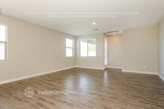 Photo - 2815 S 95th Dr