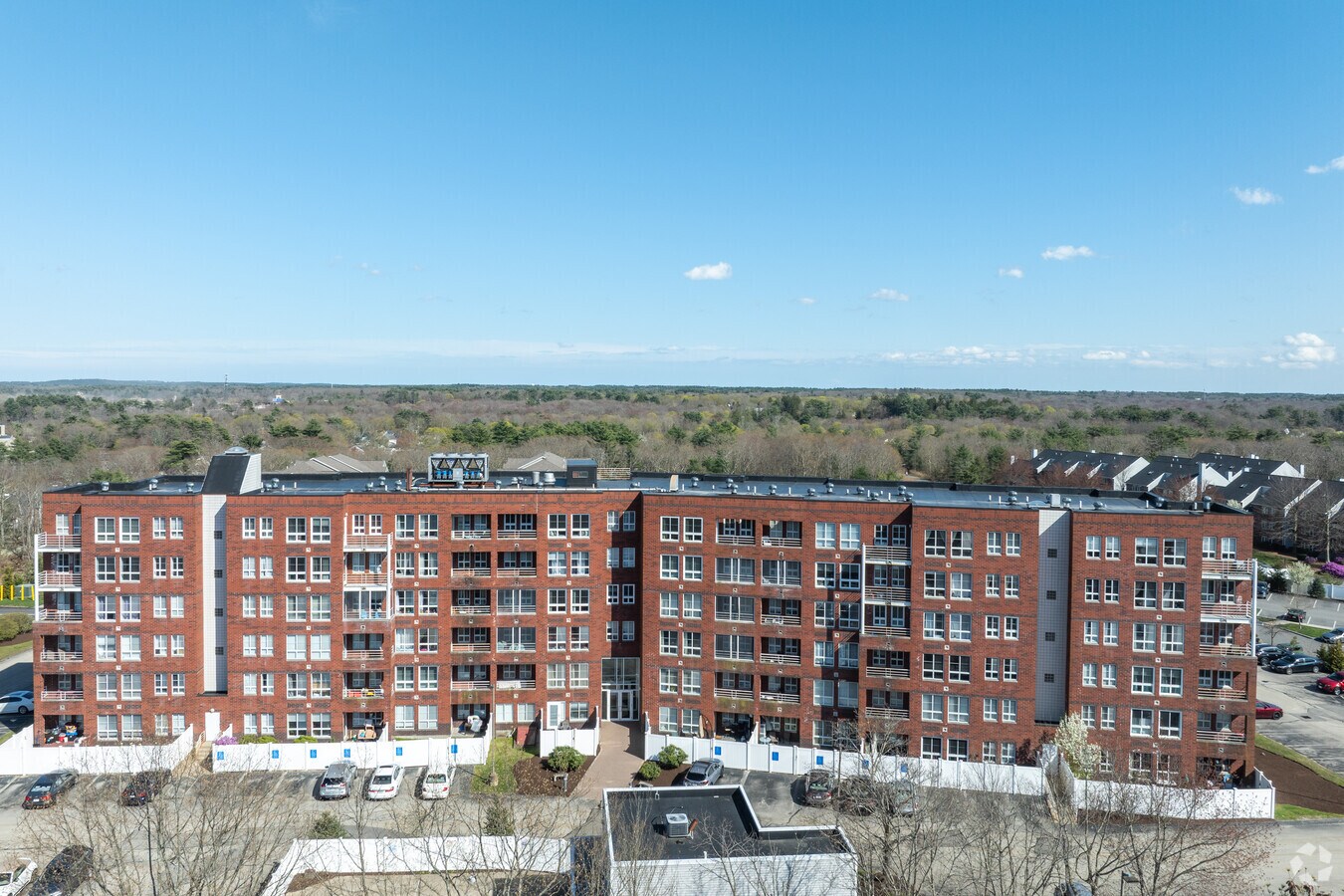 Fachada del edificio - Hingham Woods