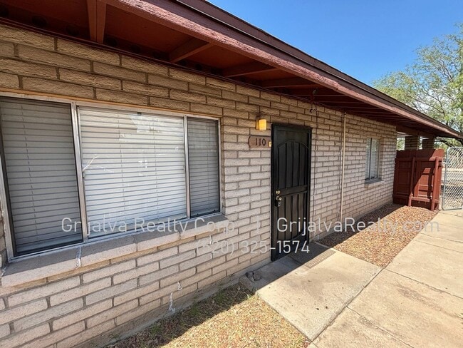 Building Photo - 110elm Unit 110 Rental