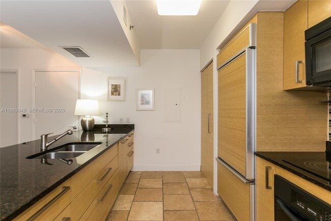 Photo - 1830 S Ocean Dr Unidad 4010