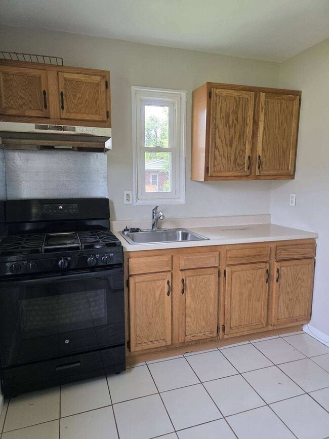 464 Robinson Dr