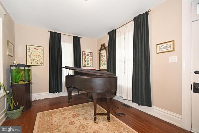 Photo - 29 N Harrison St