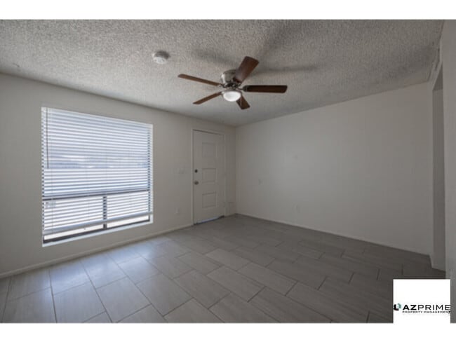 Photo - $500 OFF FIRST MONTH'S RENT MOVE IN SPECIAL! Introducing this Comfortable 2/1 Tempe Duplex!