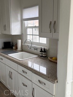 Building Photo - 209 Cypress Dr Unit B Rental