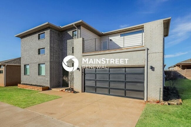 Photo - 4 Bedroom Pet-Friendly Home in Oklahoma City, OK with Main Street Renewal