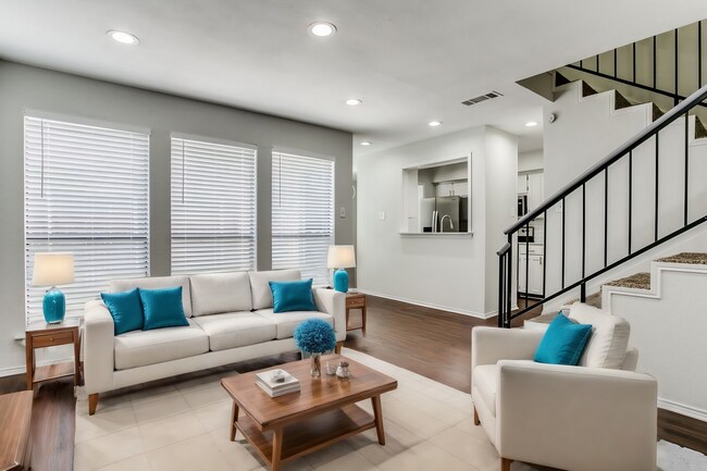 Photo - 2805 Meadow Park Dr Unit B