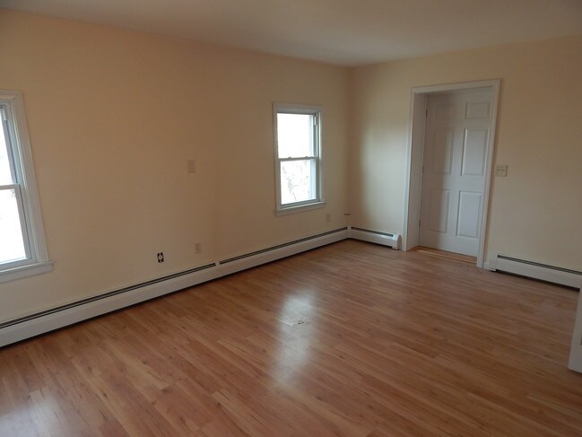 Photo - 36 Poquonock Ave Unit 38-C