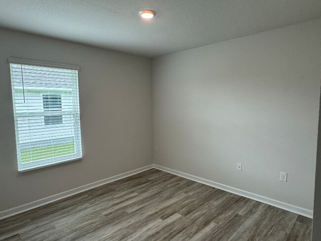 Photo - 6357 Firefly Dr