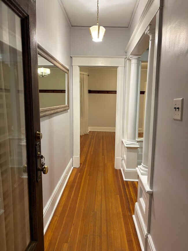 Front door and entry way - 52 Grove Ave Unit 52 Grove Ave 1st floor