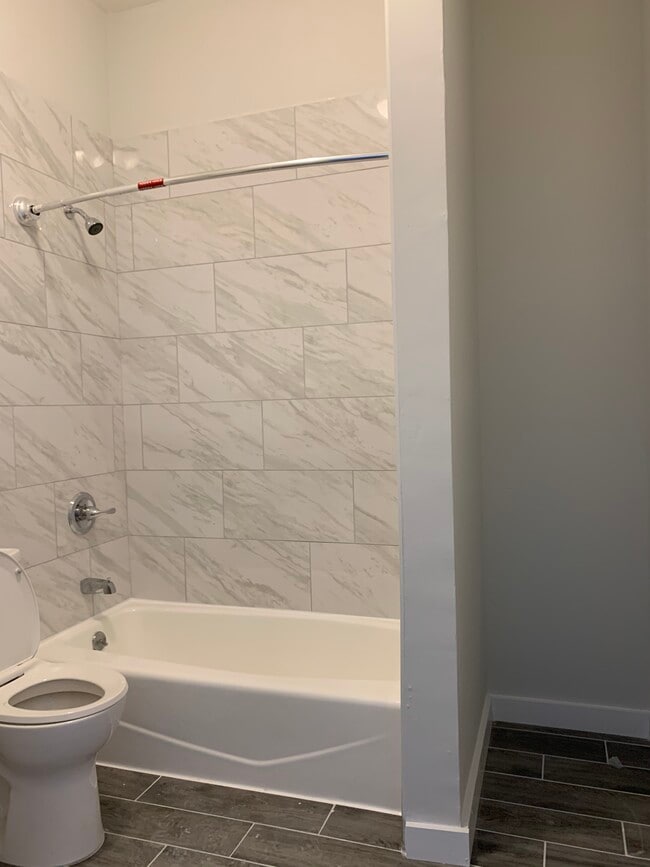 Photo - 872 Bergen Ave