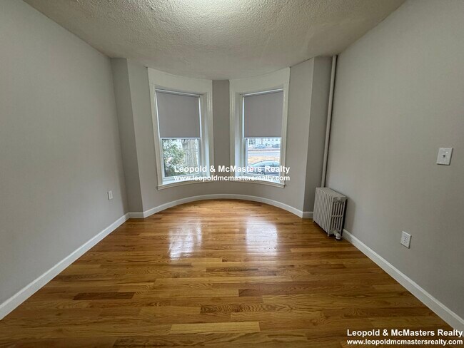 Photo - 1114 Commonwealth Ave