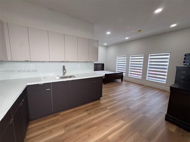 Building Photo - 12948 SW 265th Terrace Unit Studio