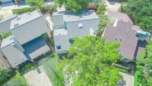 Photo - 923 Cranberry Hill Ct