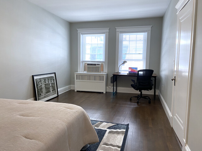 Photo - 856 Massachusetts Ave Unit 10