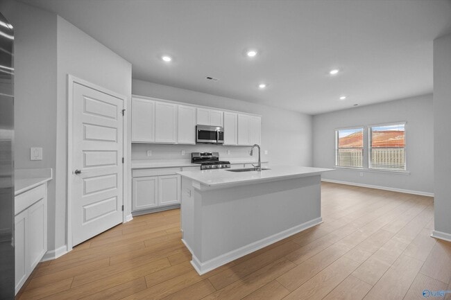 Photo - 130 Stockholm Ln