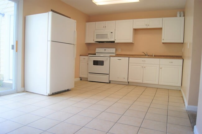 Photo - Charming 3 Bedroom/1.5 Bathroom Townhome in Edgewood, MD!