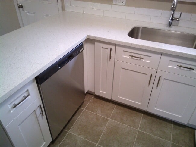 Photo - 11642 Harrow St