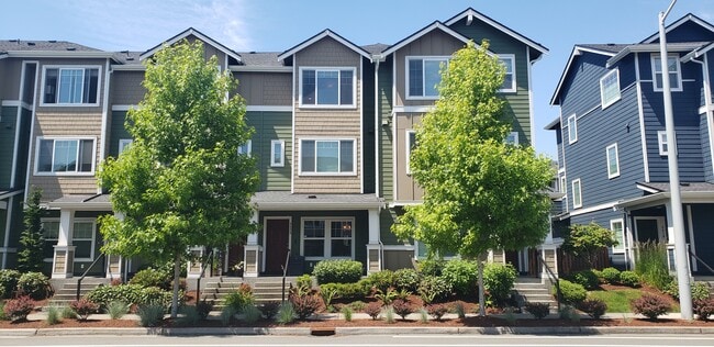 Building Photo - 3425 30th Dr Rental