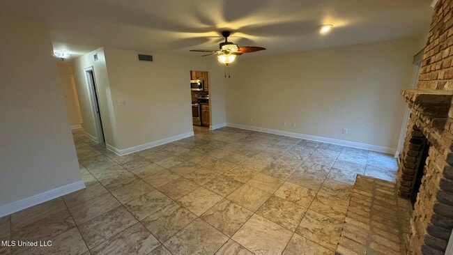 Photo - 289 Highpoint Dr