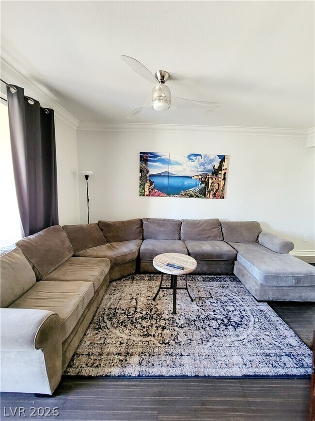 Building Photo - 220 E Flamingo Rd Unit 230