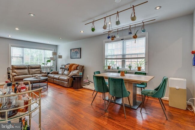 Photo - 4113 Usher Ave
