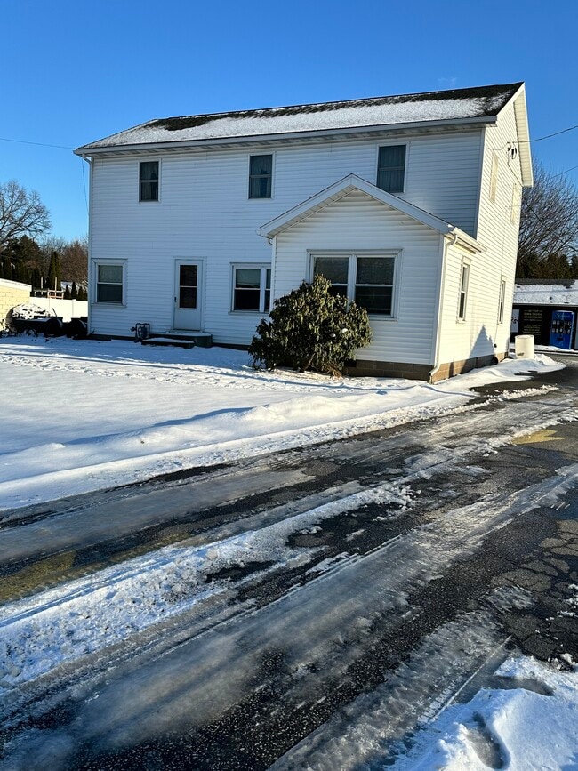 Photo - 6821 W Lake Rd Unit Lower