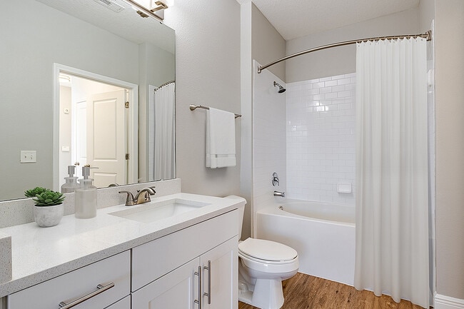 C243920-Citrus-Village-Bathroom_VS - Citrus Village