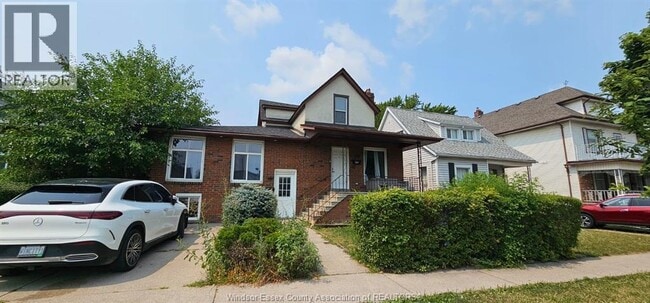 Photo - 1141 Howard Ave