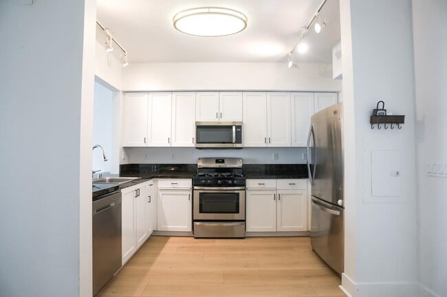 Photo - 1587 Brunswig Ln