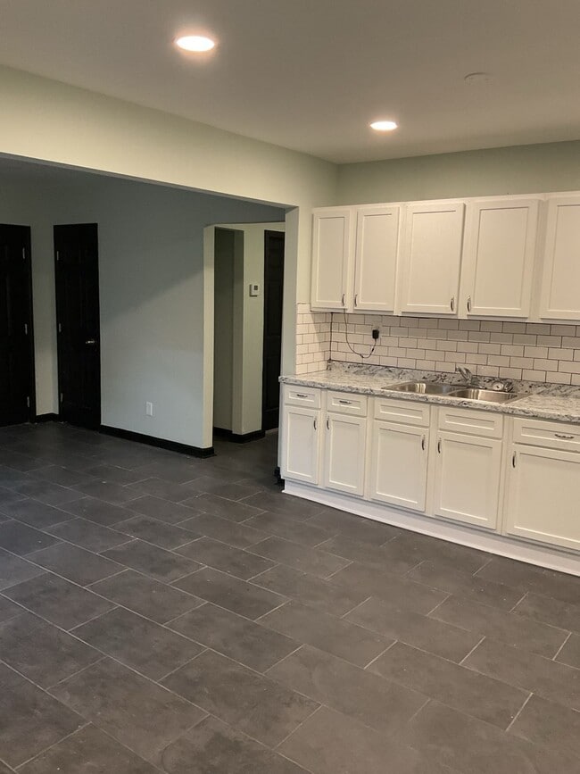 Photo - 2816 Arlington Ave