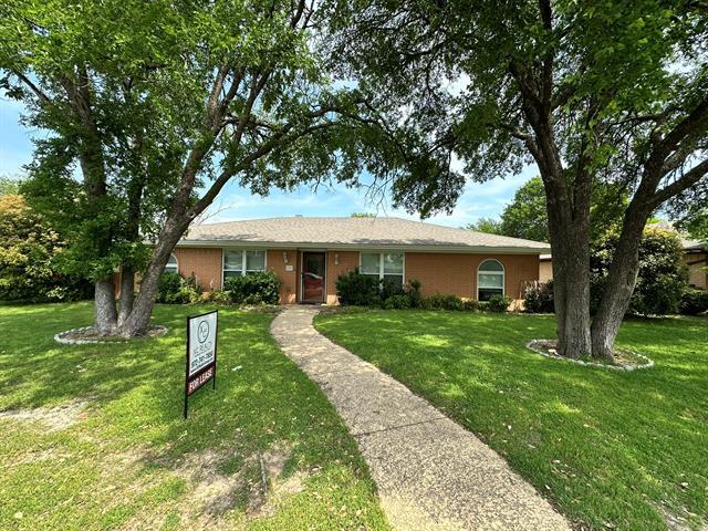 Photo - 502 Spring Willow Dr