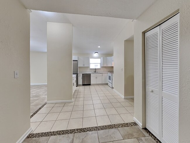 Photo - 155 Plainview Dr