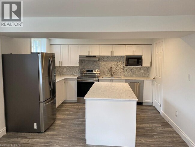 Photo - 55 Edwina Ct Unité 2
