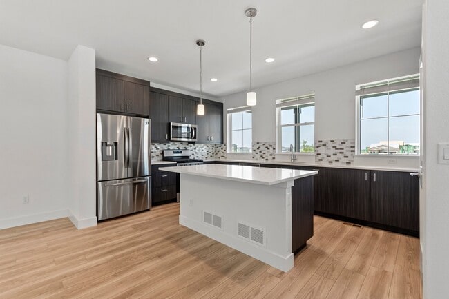 Photo - 6106 Netherland Ct