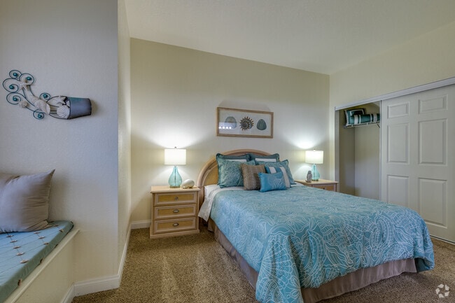 Tahiti; 2 BR, 2 BA - 1,022 SF