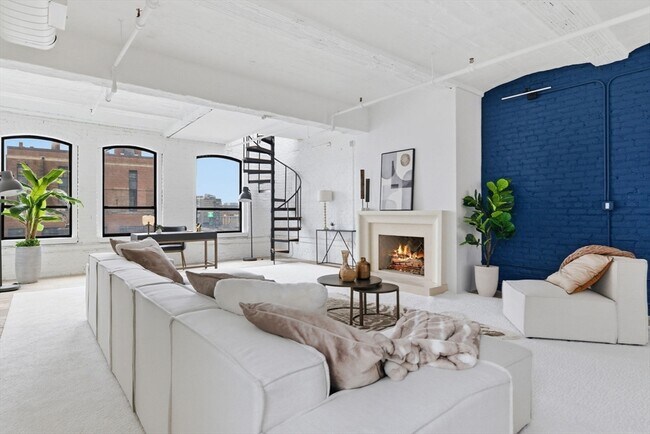Photo - 121-123-123 Beach St Unit 803