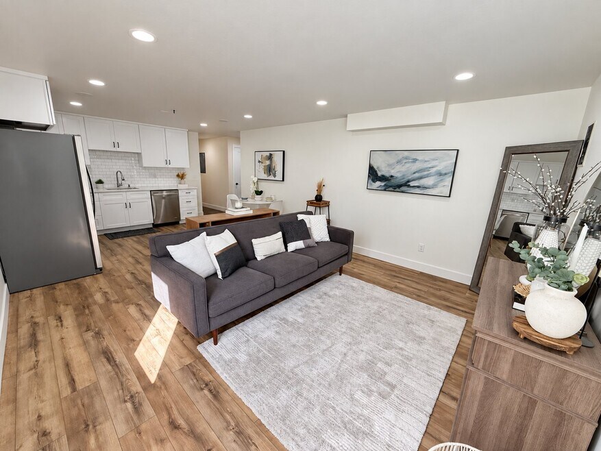 4291 Campden Dr