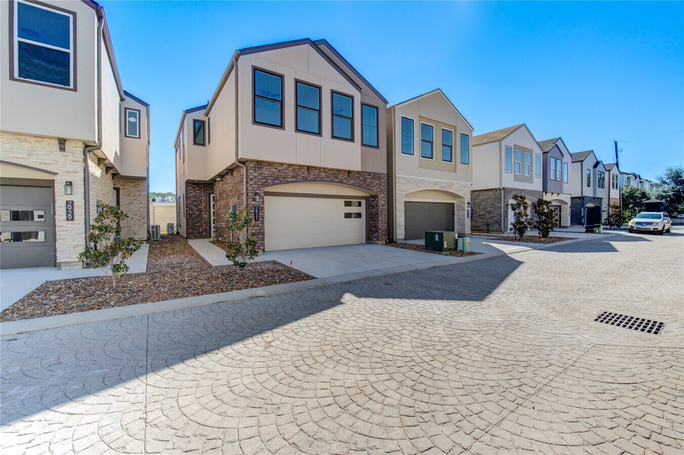 Photo - 2931 El Fenice Ln