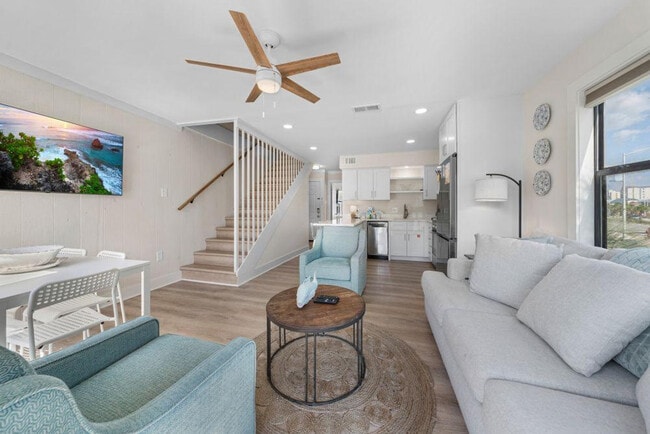 Photo - 101 W 6th St Unidad ID1266601P