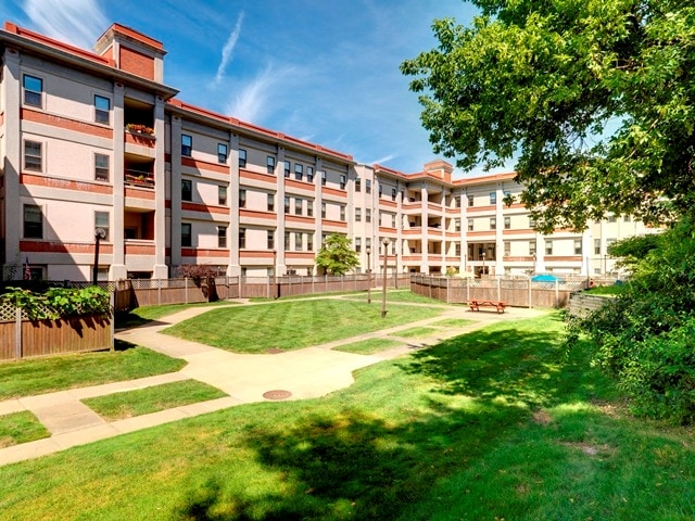 Mill House Apartments