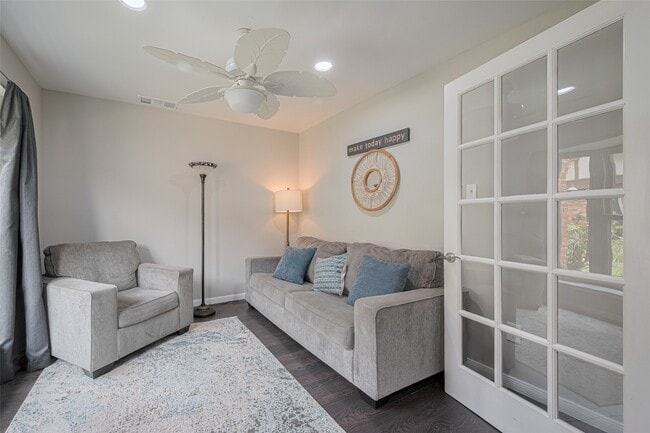 Photo - 14688 Perthshire Rd Unit C