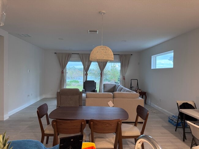 Photo - 1027 Waterline Ct