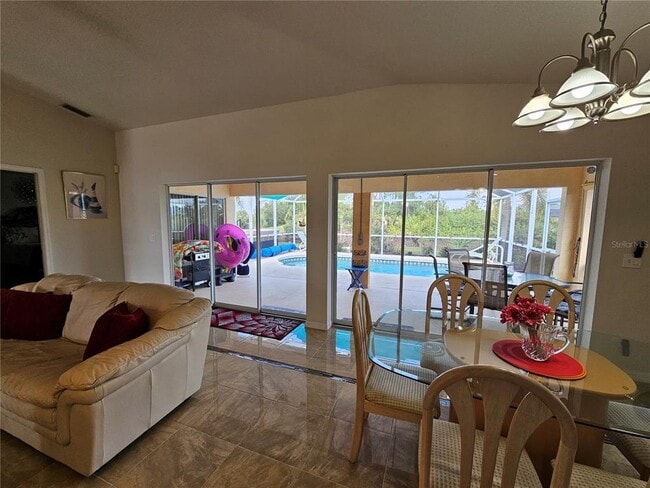 114 Albatross Rd