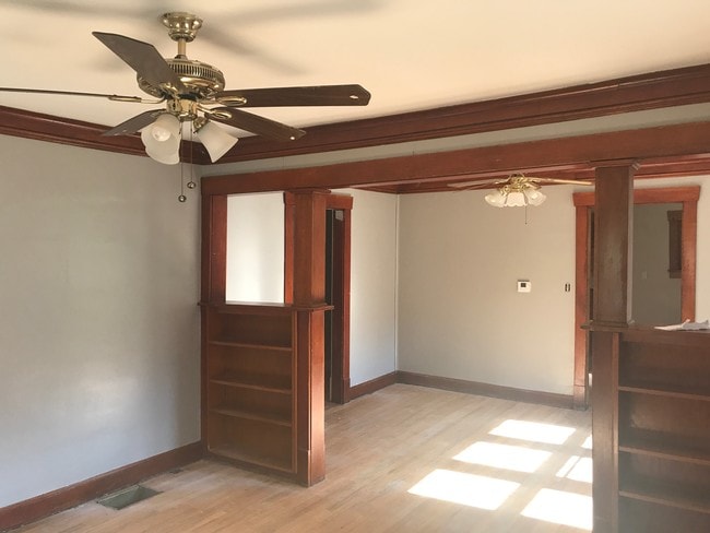 Photo - 9500 E 15th St S