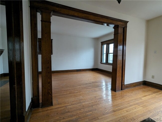 Photo - 37 Manchester Pl