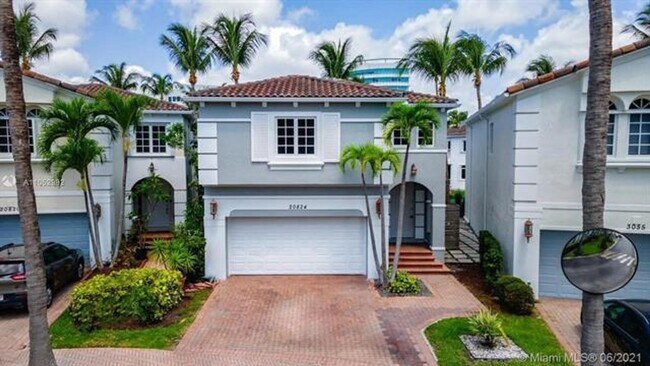 Photo - 20824 NE 30th Pl