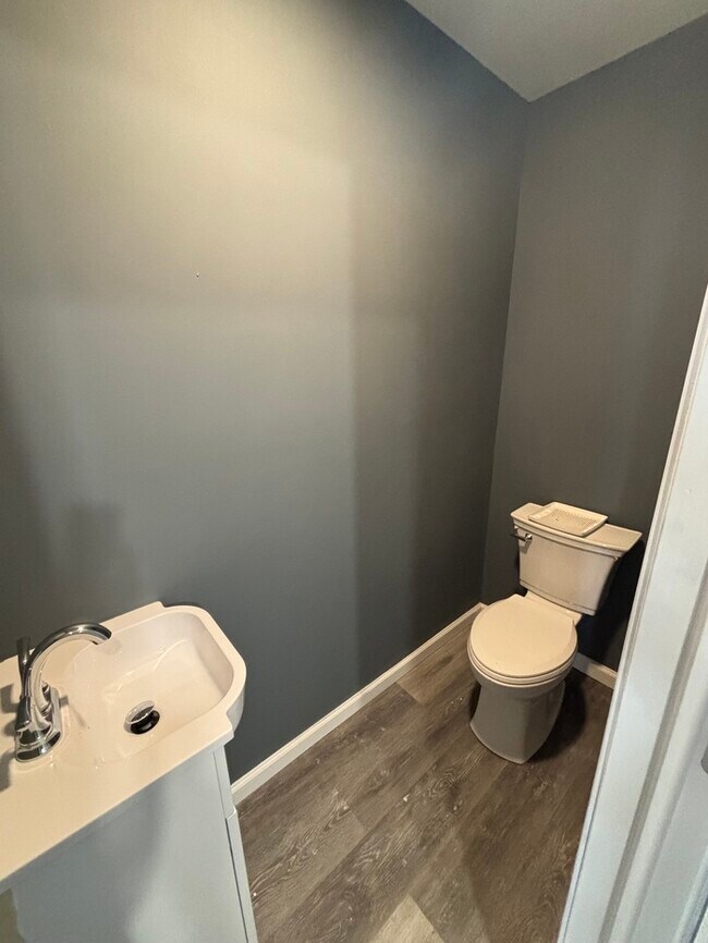 2 Bedrooms plus den with 3.5 Bathrooms