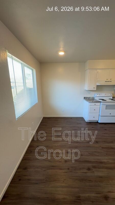 Photo - 620 N Blackstone St Unit 4